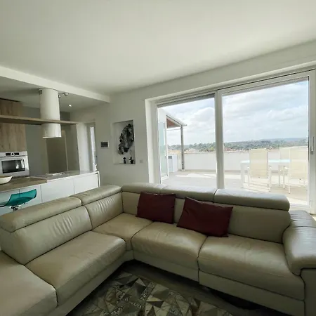 Lägenhet Penthouse With View Of