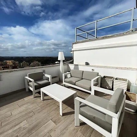 Penthouse With View Of