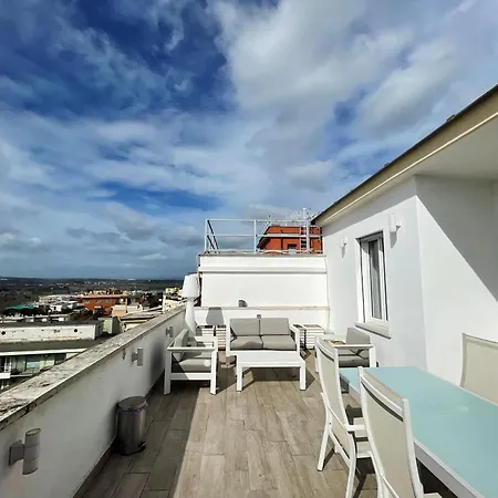 Penthouse With View Of Lägenhet *
